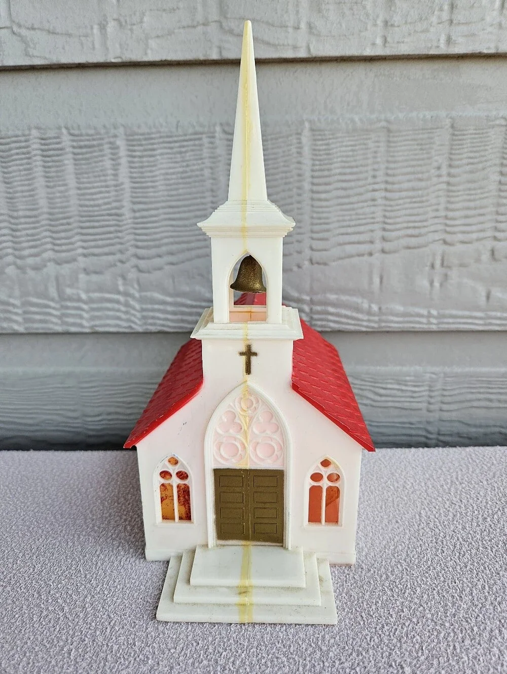 VTG Glolite Light Up Plastic Church White Red Roof Stained Glass Windows Holiday